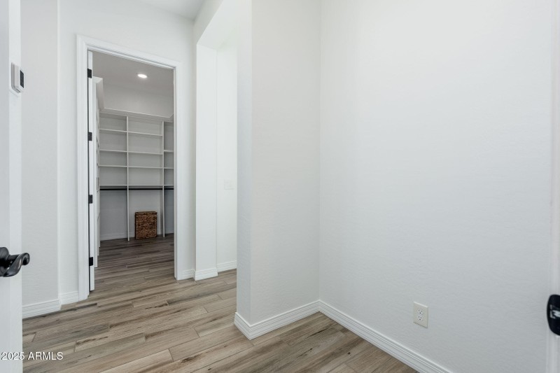 13833 W Bloomington St - 37