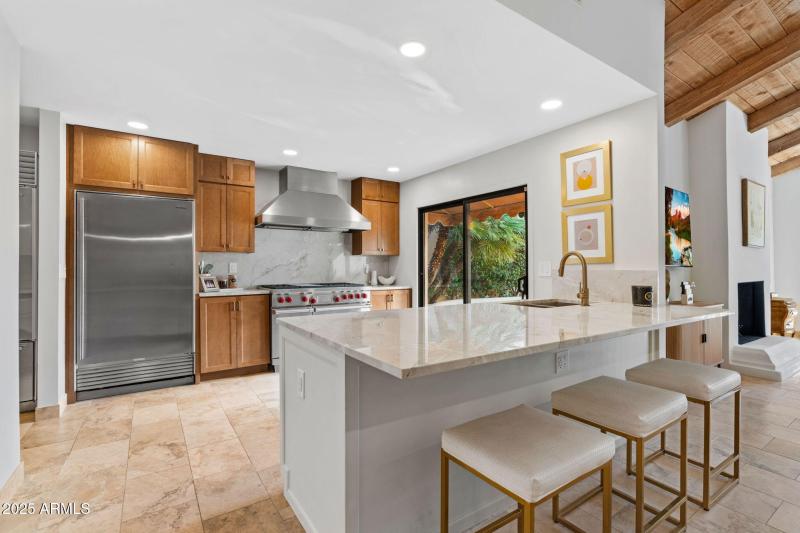 18-web-or-mls-6205-n-29th-pl