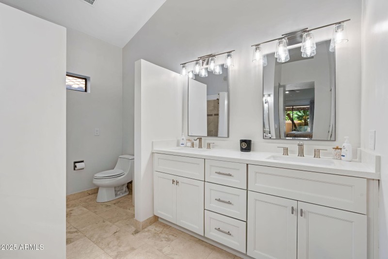 25-web-or-mls-6205-n-29th-pl