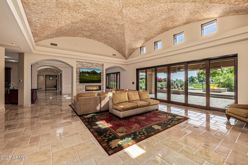 12-Calle Buena Vista