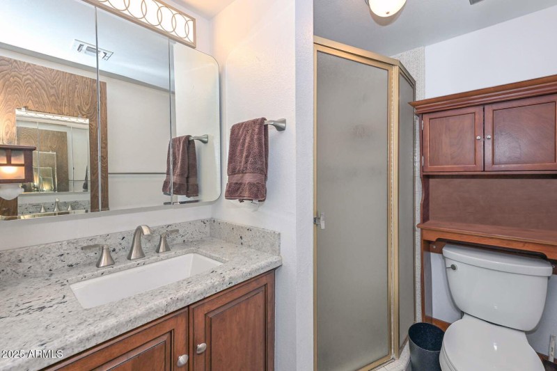 5th-Bedroom-EnsuiteX