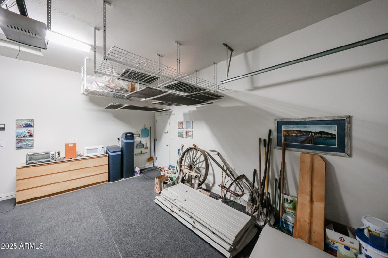 Indoor/Outdoor carpet/Ceiling storage