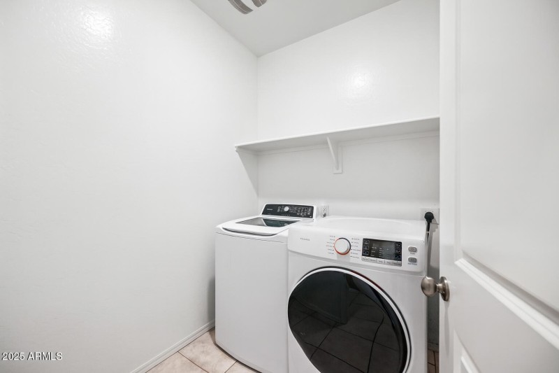 B6BEAAEE-D527-4BC3-A857-B5219ED64C83