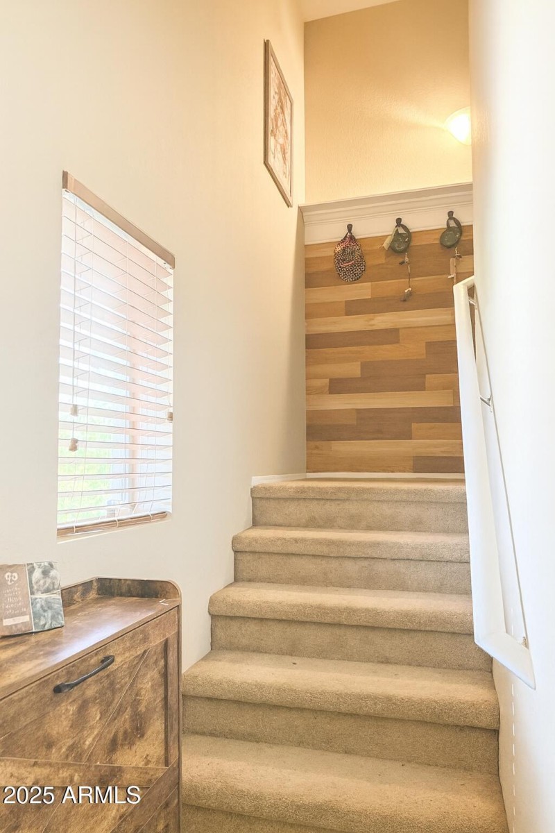 Interior Stairs-Entryway