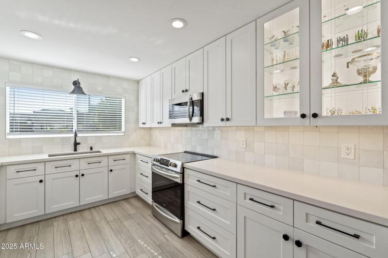 Upgraded Gourmet Kitchen