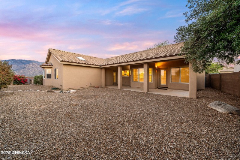 1645 E Ganymede Drive