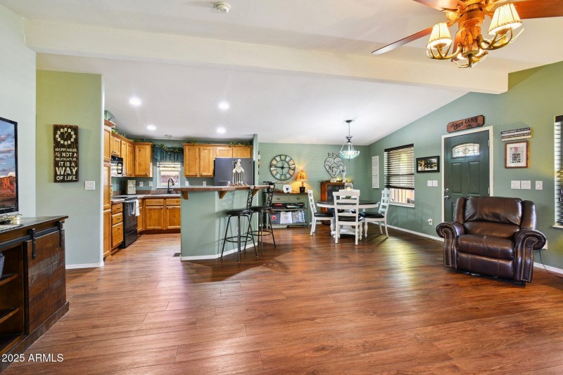 6-web-or-mls-1220-caribou-rd