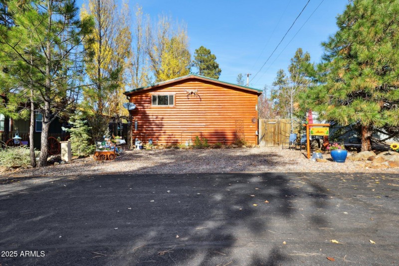 29-web-or-mls-1220-caribou-rd