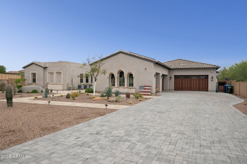 Driveway and 5 Garage Spaces