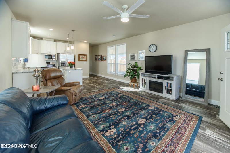 20240202195600730386000000-o