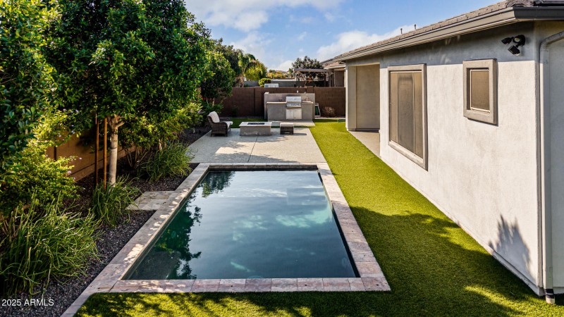 82 - Seismic 10321 Drone