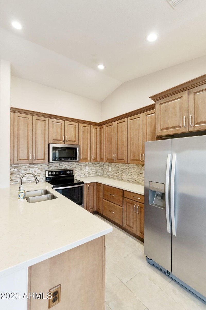 16-web-or-mls-DLB_9499