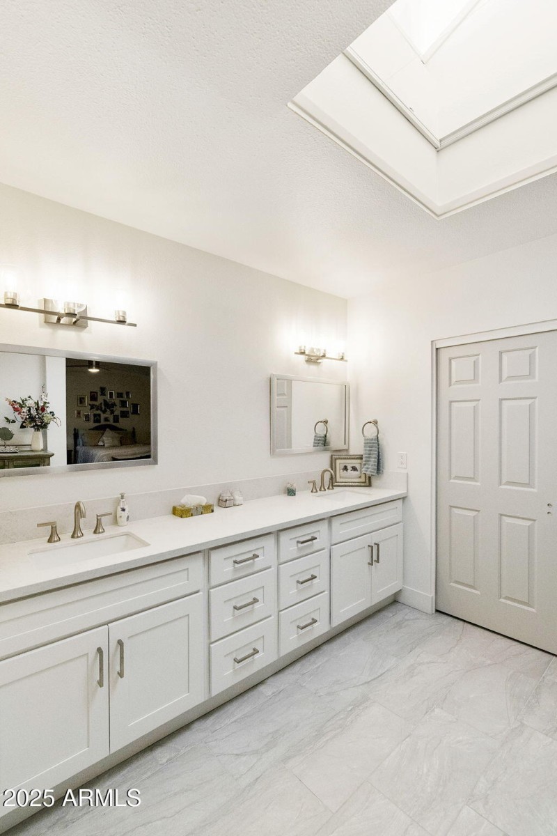 Primary Suite double canity