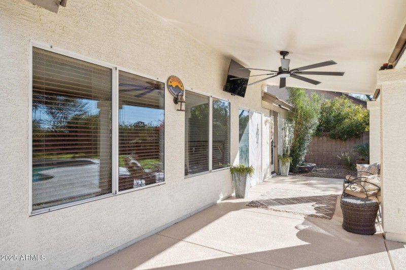 5-web-or-mls-28826-n-45th-st