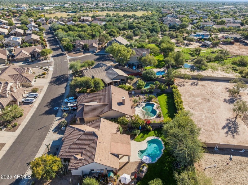 11-web-or-mls-28826-n-45th-st