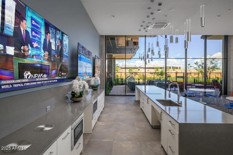 33 Amenity Party Room Kitchen