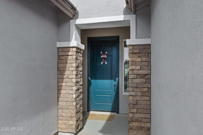 1170 E Meadowridge Dr-4