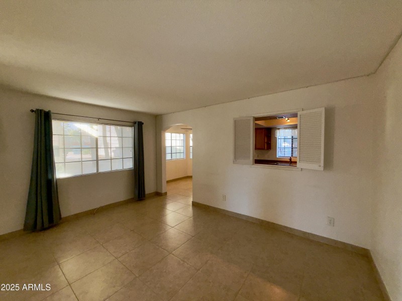 925 S. Longmore Dr. #109 - 9