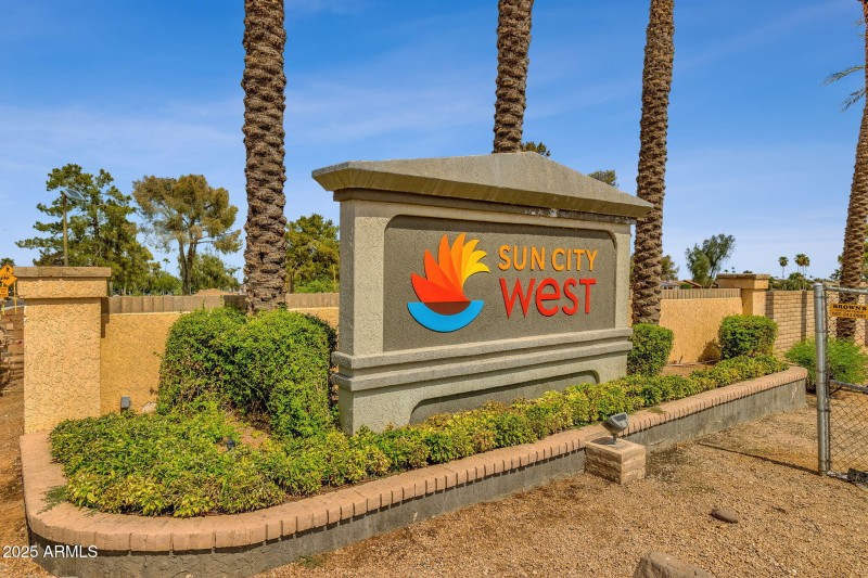 Sun City West Entrance