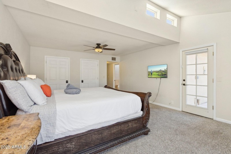 18-web-or-mls-9748-e-becker-ln