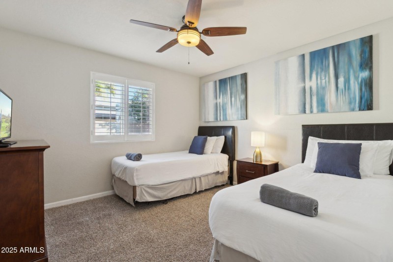 35-web-or-mls-9748-e-becker-ln