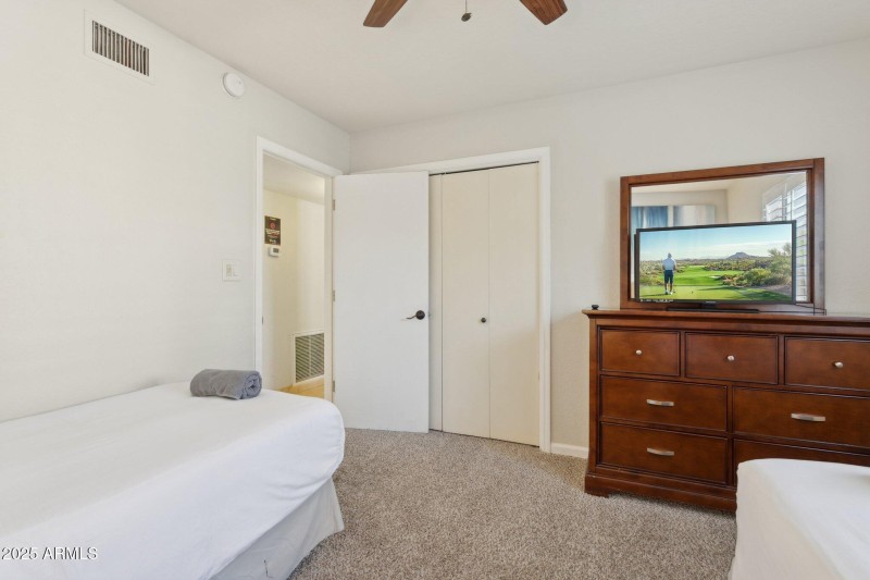 36-web-or-mls-9748-e-becker-ln