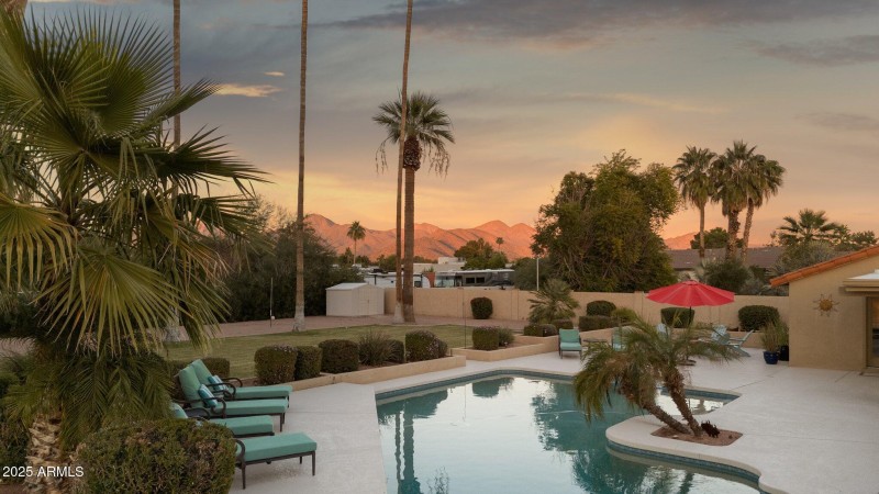 76-web-or-mls-9748-e-becker-ln