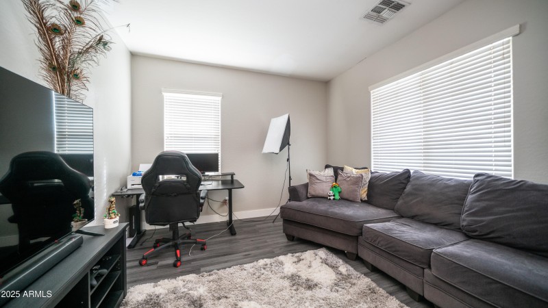 23614 W Chicksaw St-12