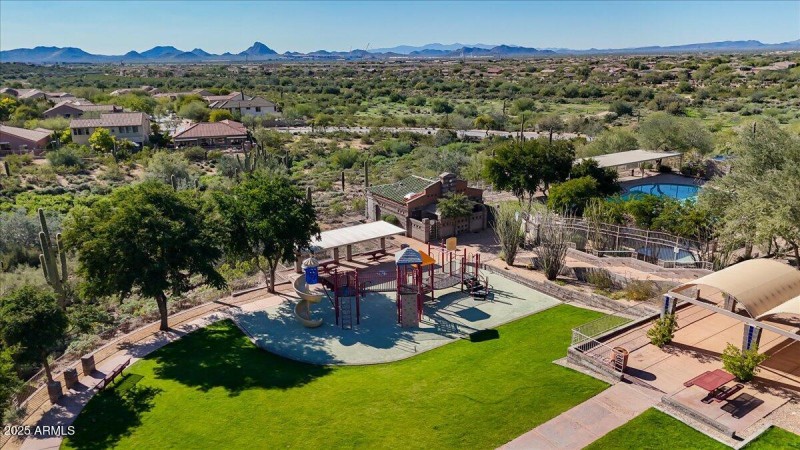 Tramonto east pool, volleyball, play