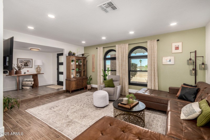 05 - 2107 N Sossaman Rd, Mesa 85207