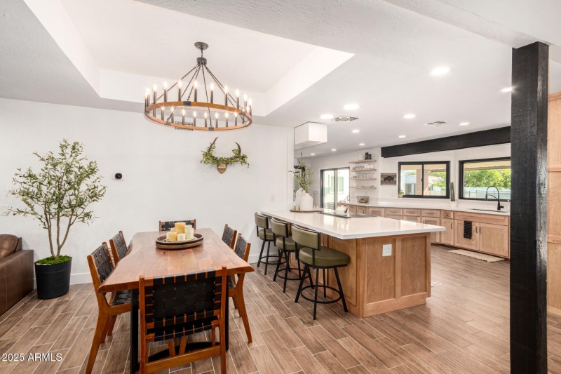 08 - 2107 N Sossaman Rd, Mesa 85207