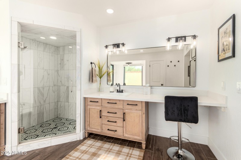 24 - 2107 N Sossaman Rd, Mesa 85207