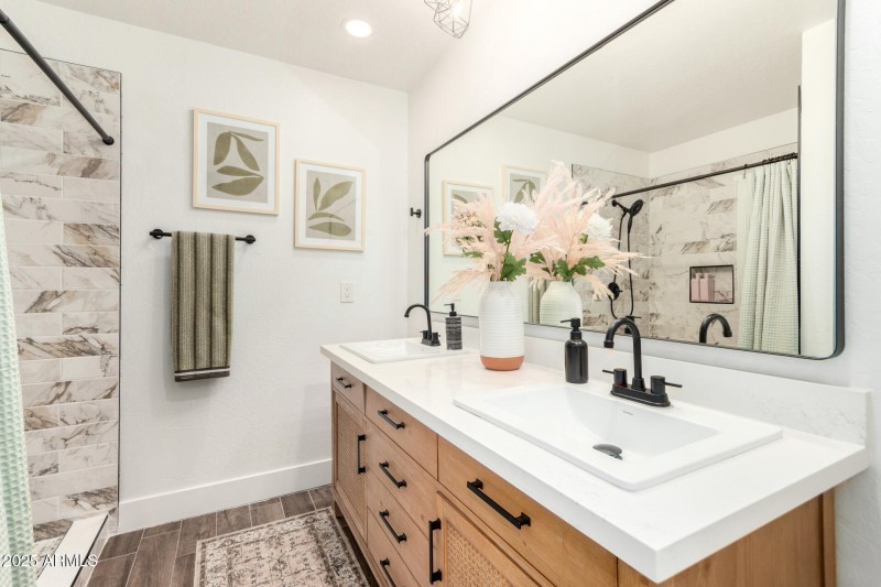 32 - 2107 N Sossaman Rd, Mesa 85207