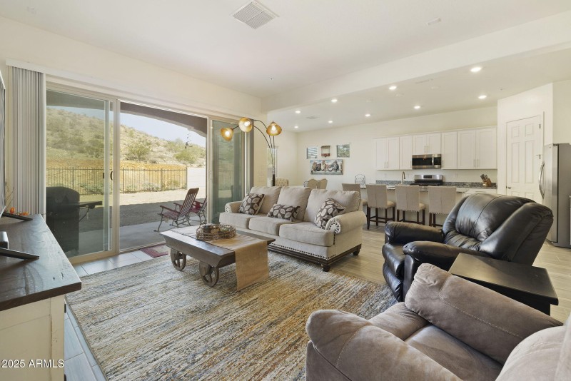 Spacious Family Room