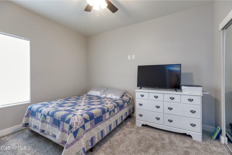 026_photo_26_799_cobble_lane_taylor_lind