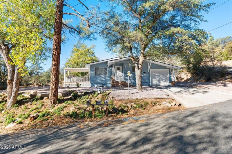 28-Front Street View