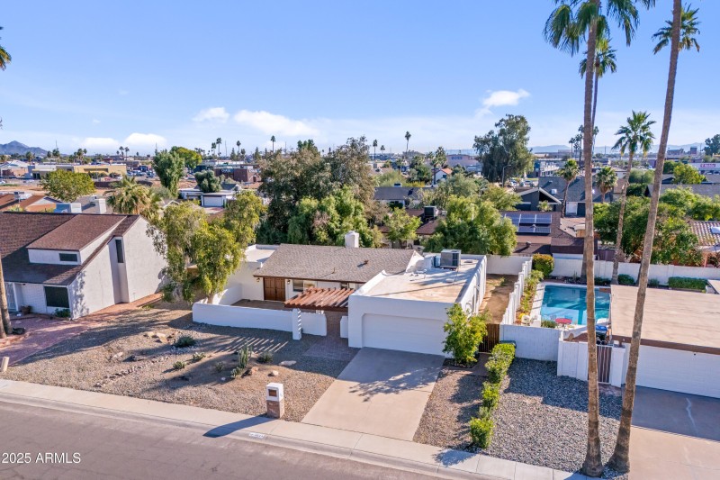 36_3023 w sahuaro dr-36