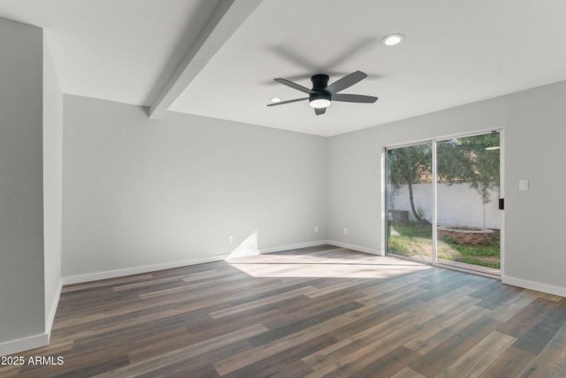 18_3023 w sahuaro dr-18