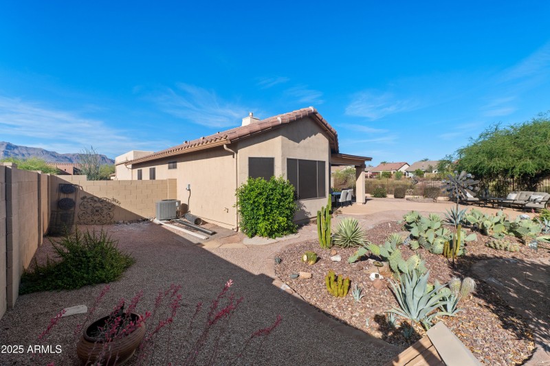 10607-Hillside-Mine-Ct-38