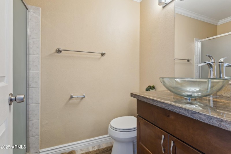 18-web-or-mls-4601-n-102nd-ave-unit-1055