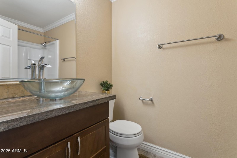 22-web-or-mls-4601-n-102nd-ave-unit-1055