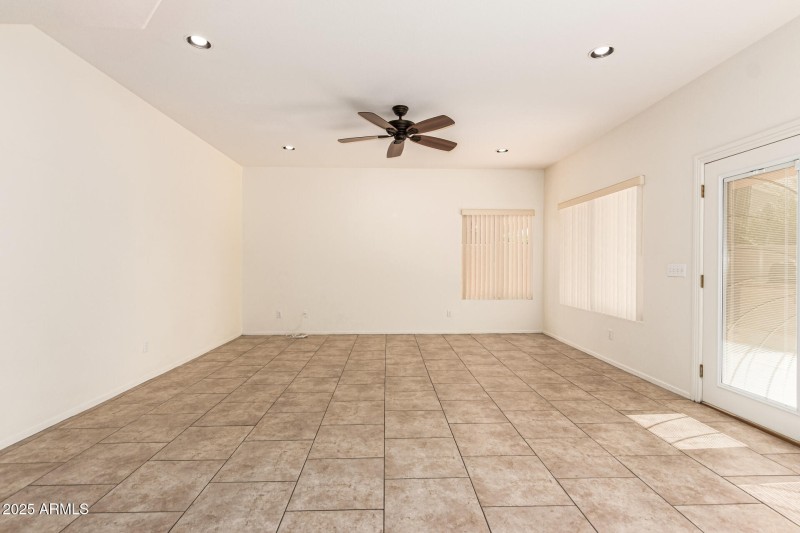 17-Calle de Caballos