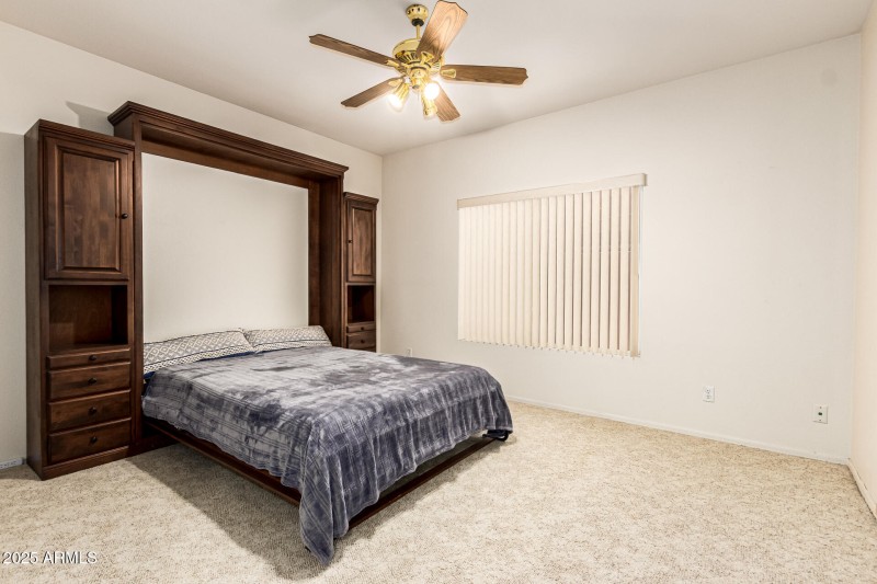 42-Calle de Caballos