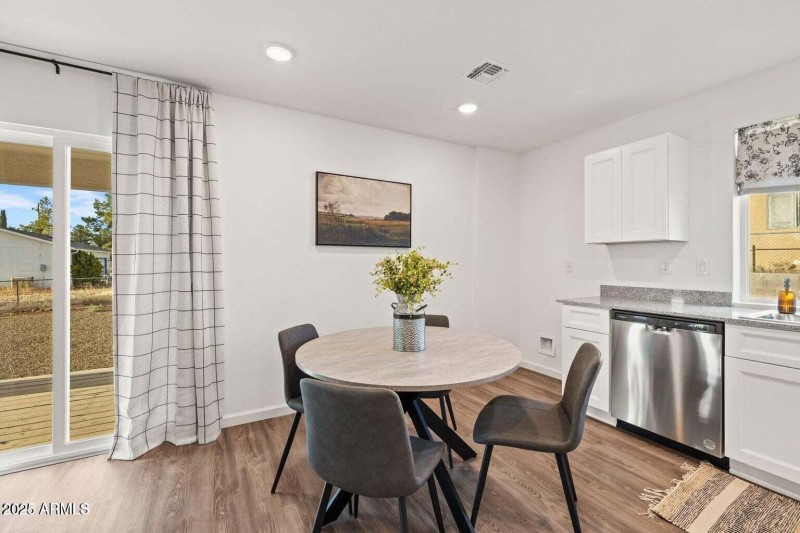 20250327162238164095000000-o