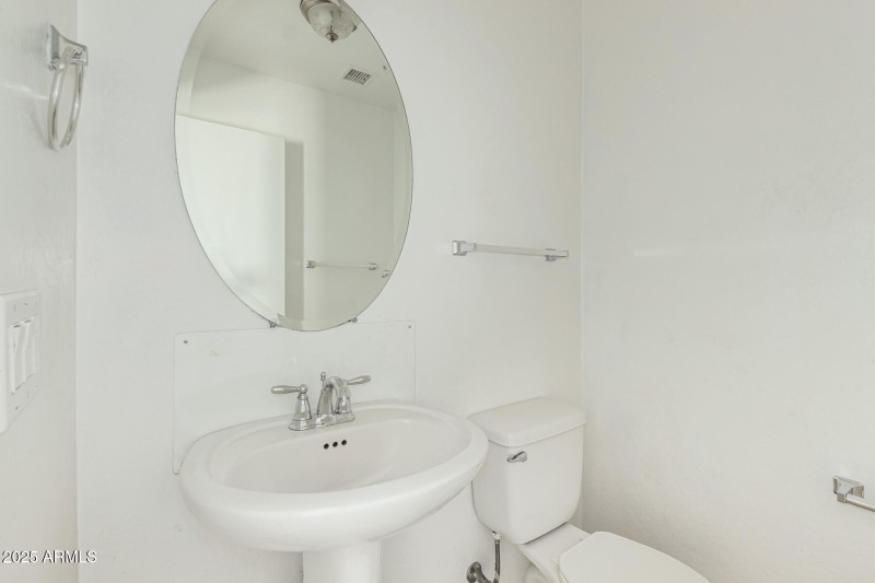 14 - Charter Oak 7596