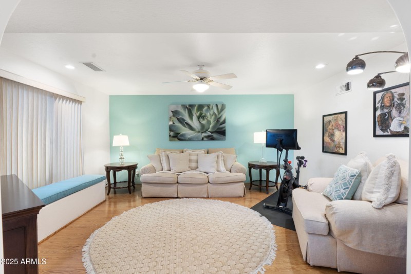 49-web-or-mls-DSC03607