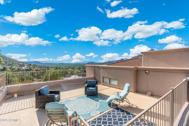 68-web-or-mls-DSC03393-HDR-Edit