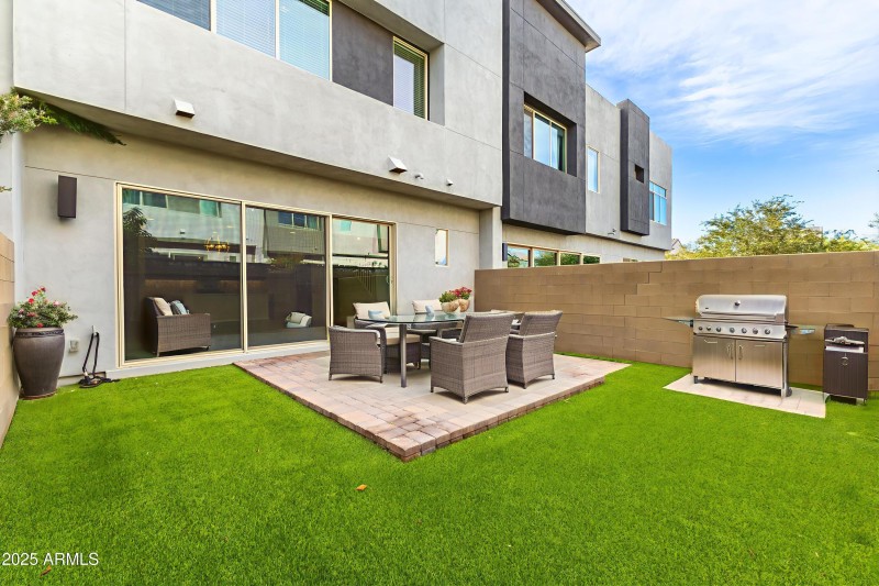 Virtual Staged Patio