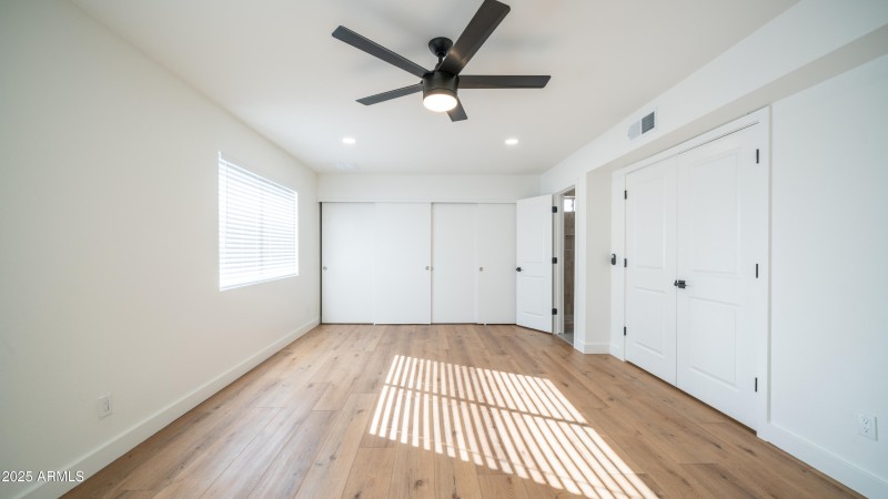 4981 W Michelle Dr-19