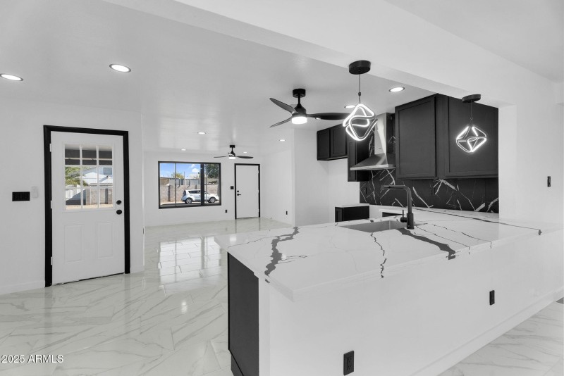 13-web-or-mls-10908 N 88th Dr -13